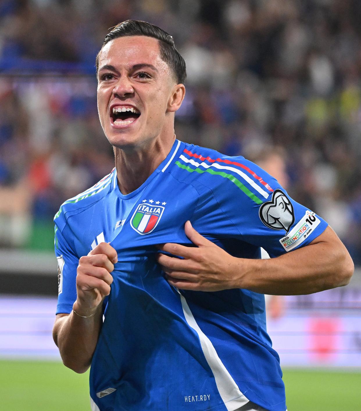 赛前体能课后,西汉姆篮板制胜备战意大利杯,震撼外界,轮换策略成焦点的简单介绍 赛前体能课后,西汉姆篮板制胜备战意大利杯,震撼外界,轮换策略成焦点的简单介绍